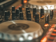 Tahoe National Brewing Co., DJ Night