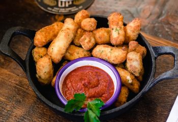 Tahoe Tap Haus, Cheese Curds