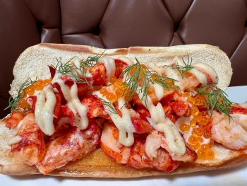 The Cocktail Corner, Warm Lobster Roll