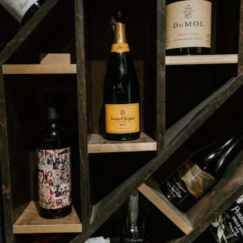 The Incline Lodge, Fine Wines