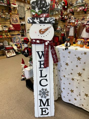 Cabin Fever Shopping Emporium, Holiday Gifts