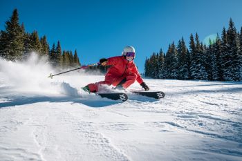 evo Hotel Tahoe City, Free Winter Gear Rental with your Booking