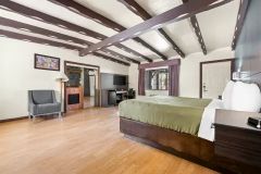 Econo Lodge Inn &amp; Suites Heavenly Village Area photo