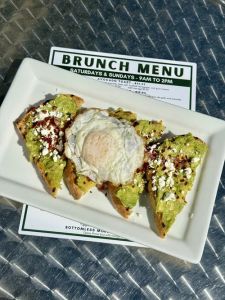The Woods Restaurant &amp; Sports Bar photo