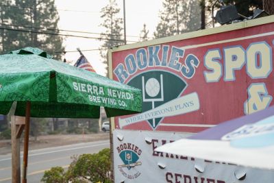 Rookies Sports Bar &amp; Grill photo