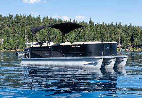 Sunnyside Marina & Watersports, 24' Pontoon Boat Rental